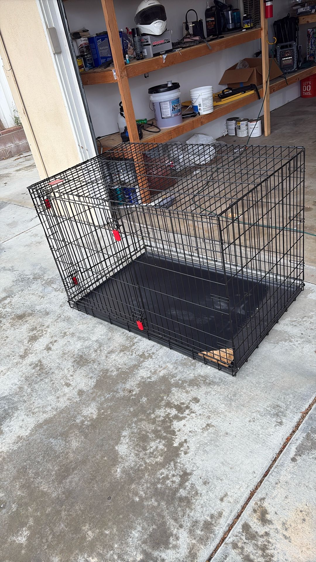 Dog kennel