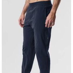 SELL TODAY - Men’s BRAND NEW ALO YOGA Co-Op Pants Sz LARGE