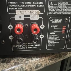 2 Pairs of BOSE 161 Left & Right Speakers (4) Total Bookshelf Speakers With Wall mount. Tested and fantastic sounding great quality sound. Cosmeticall