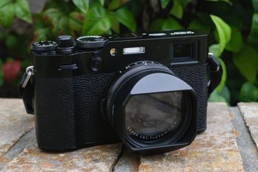 FUJI x100vi BLACK - low use