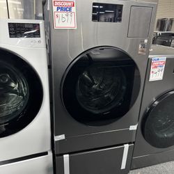 All In One Washer & Dryer W/Pedestal. 🚚WE DELIVER🚚