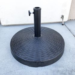 New $40 Heavy Patio Umbrella Base 20” Round Stand Outdoor Garden Market, Weight 55lbs 