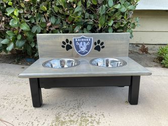 Raider Raised Dog Bowl Feeder