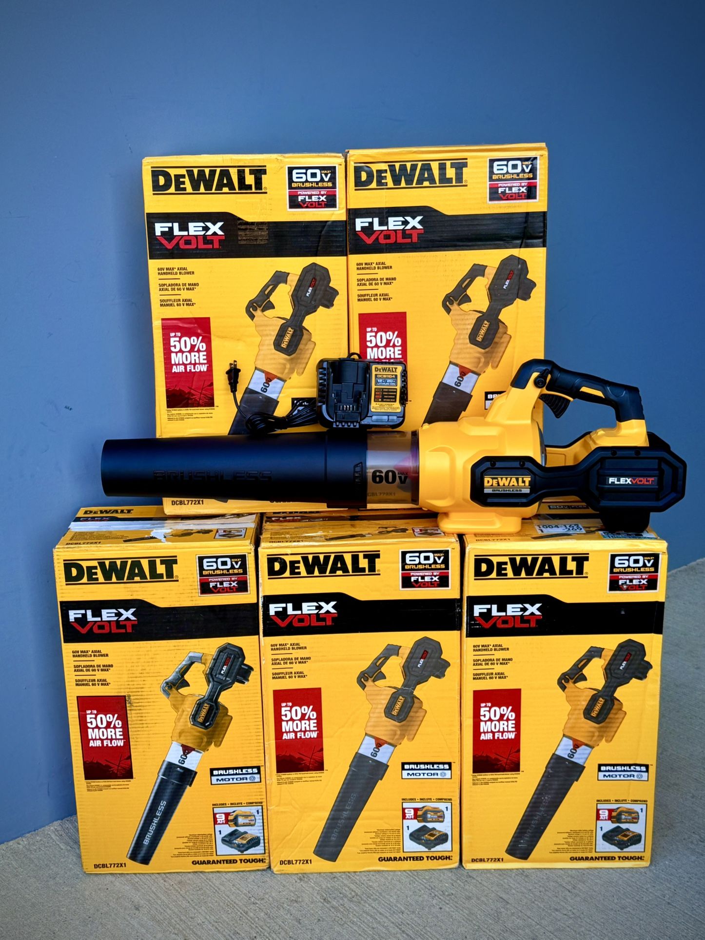 Brand new Dewalt DEWALT FLEXVOLT 60V MAX 125 MPH 600 CFM Brushless Cordless Battery Powered Blower (Tool Only)