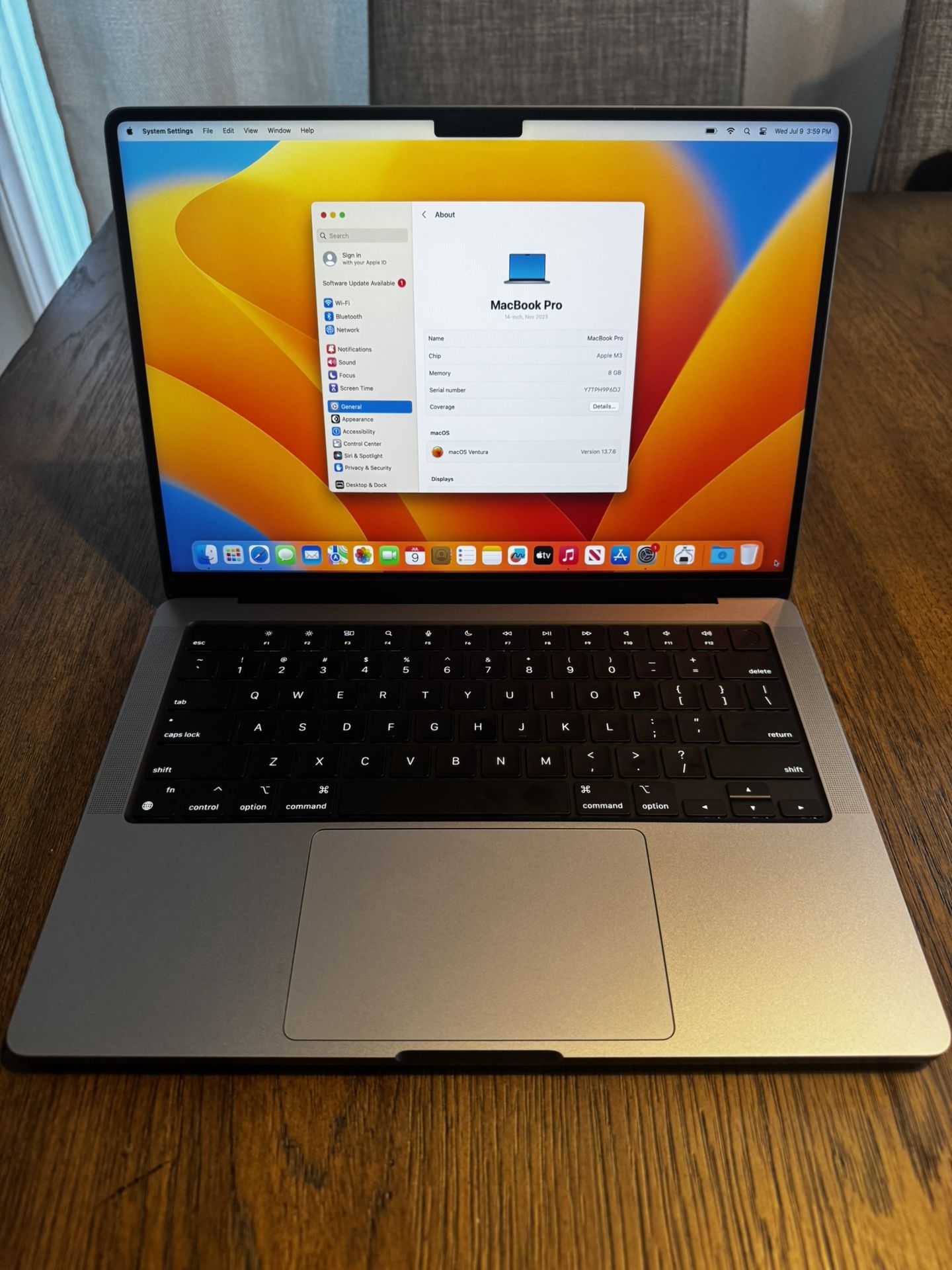 MacBook Pro 14-inch M3 8gb Ram 512gb SSD 