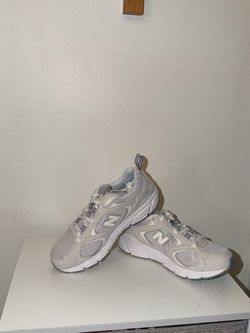 New balance grey sneakers!