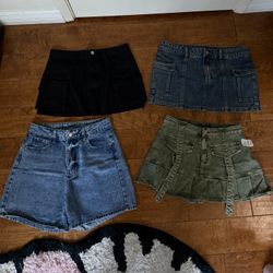 bundle of skirts + shorts 