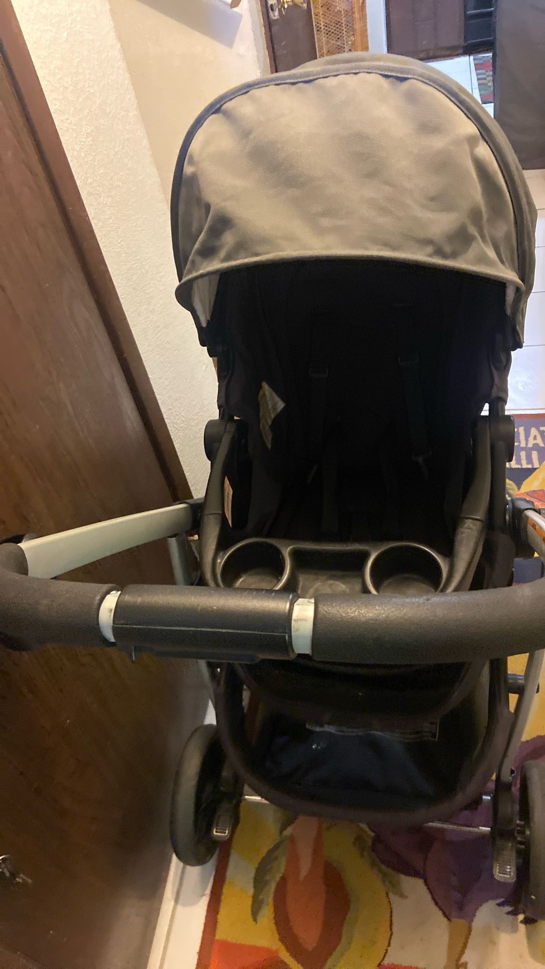 Baby Stroller Price 30$ Pick. E. 72. and Grand. View. E. Tacoma