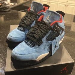 Travis Scott Jordan 4