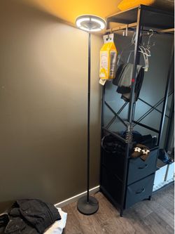Floor lamp
