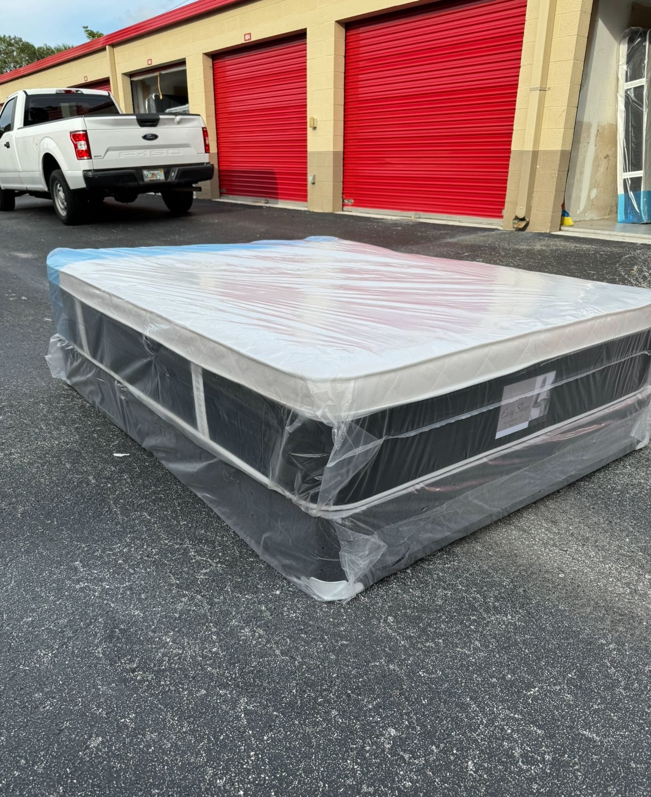 **** NEW Mattress Queen Size Plush Pillowtop With Box Spring // Offer 🚚