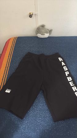 GV Gallery Cut Off Sweatshorts