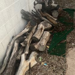 Mesquite and Pine Firewood 