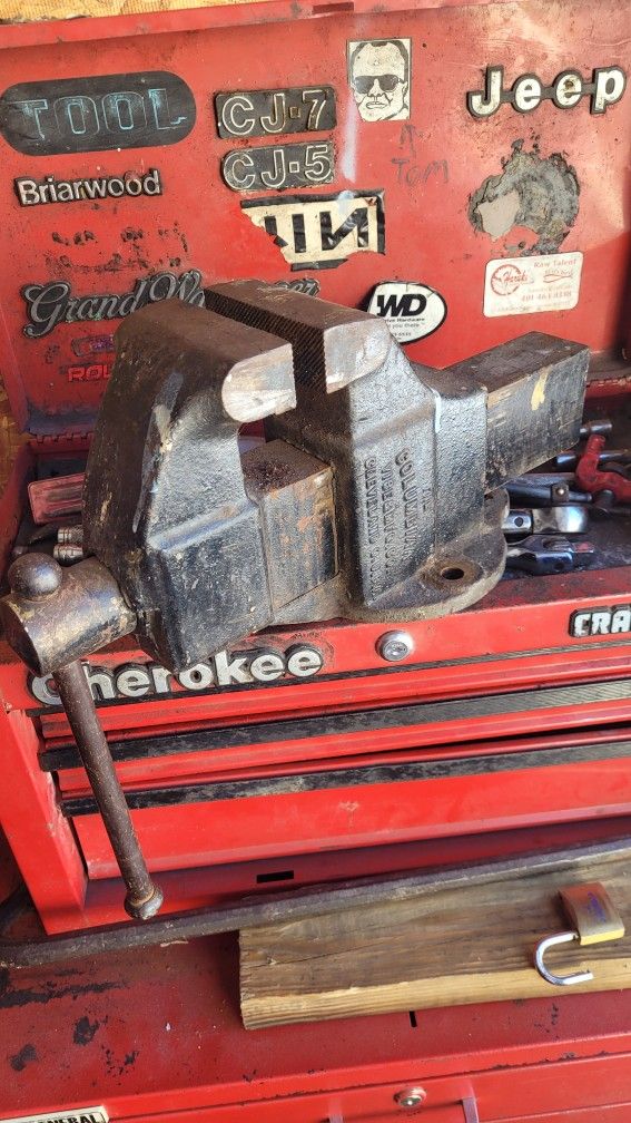 Vintage Columbian Vise