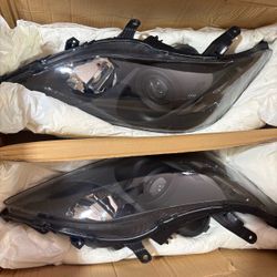 Pair of Headlights Projector Low Beam Compatible with 07-09 Lexus ES350, Black Housing/Clear Lens/Clear Reflector