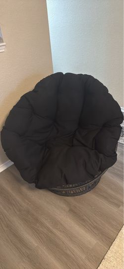 Black Swivel Chair