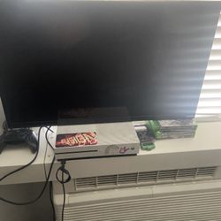 Xbox One S 1tb Games, 2 Controllers, Turtle Beach Headset, 32” Vizio