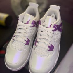 Jordan 4s Retro