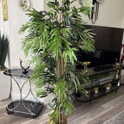 Pretty Artificial Plant 6 Ft Tall! Brand New