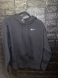 Black Nike hoodie