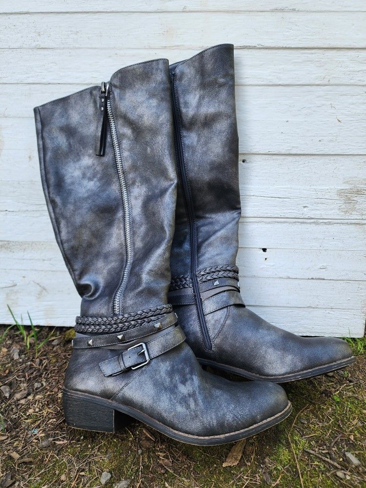 Grey Boots