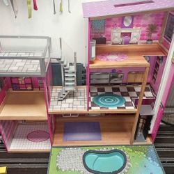 Kid Kraft Dollhouse 