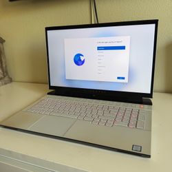 Alienware m17 R2, 17.3 inch, i7 core, 9750H, 16GB ram, RTX 2060, 550GB NVMEWhite