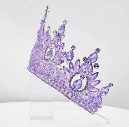 Quinceañera crown