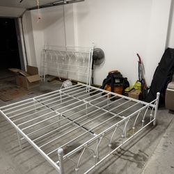 King Size White Metal Bed Frame 