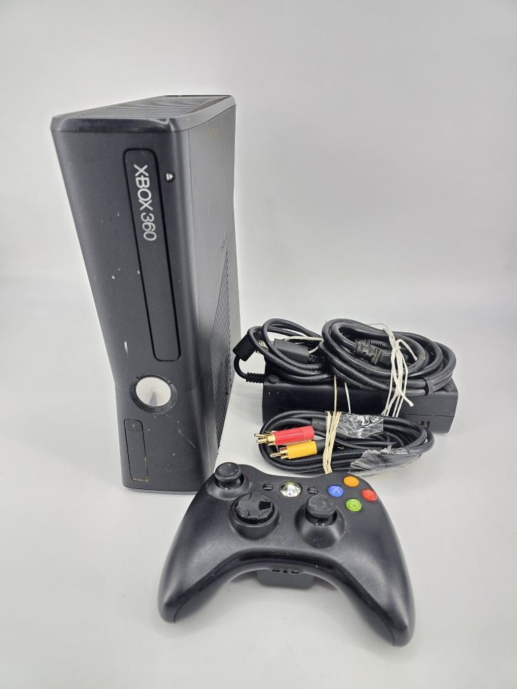 Xbox 360 Slim 0922-8