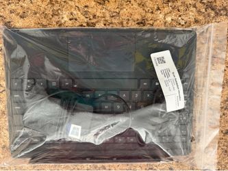 Microsoft surface pro 7 keyboard and charger