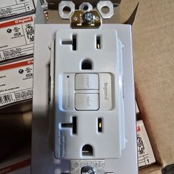 20A GFCI RECEPTACLES