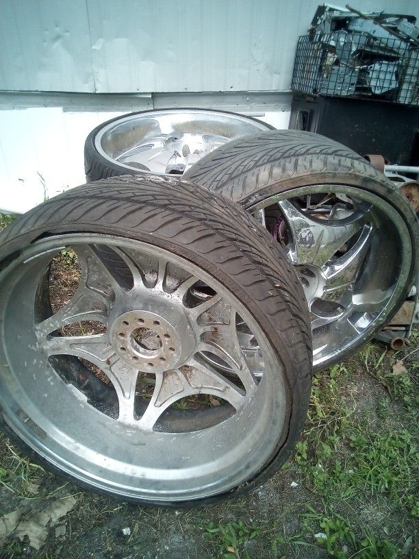 Rims And Tires  24s