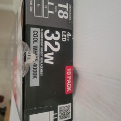 LED Tube Light Bulb 4 Feet T8 G13 Type A Cool White 8 Pack