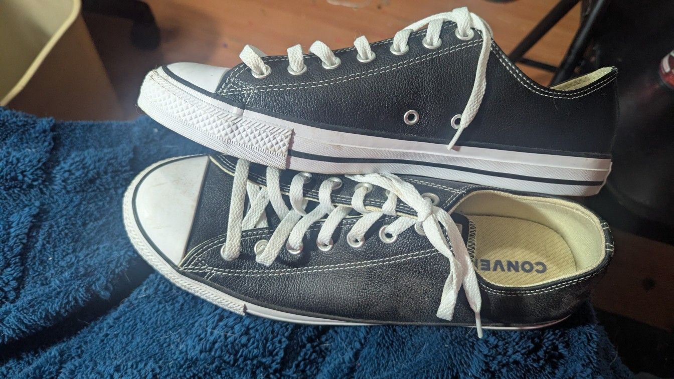 Converse Mens 10.5 Women's 12.5