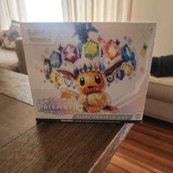 Pokémon  S&V  Prismatic Evolutions Elite Trainer Box