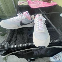 Nike Air Trailwind 79 Be True size 11.5