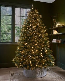 Balsam Hill Fraser Fir 9’ Christmas Tree