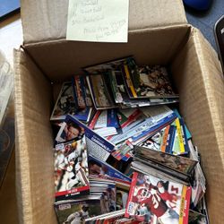 COLLECTOR CARDS - Basketball, Baseball, Soccer, etc. 1(contact info removed)