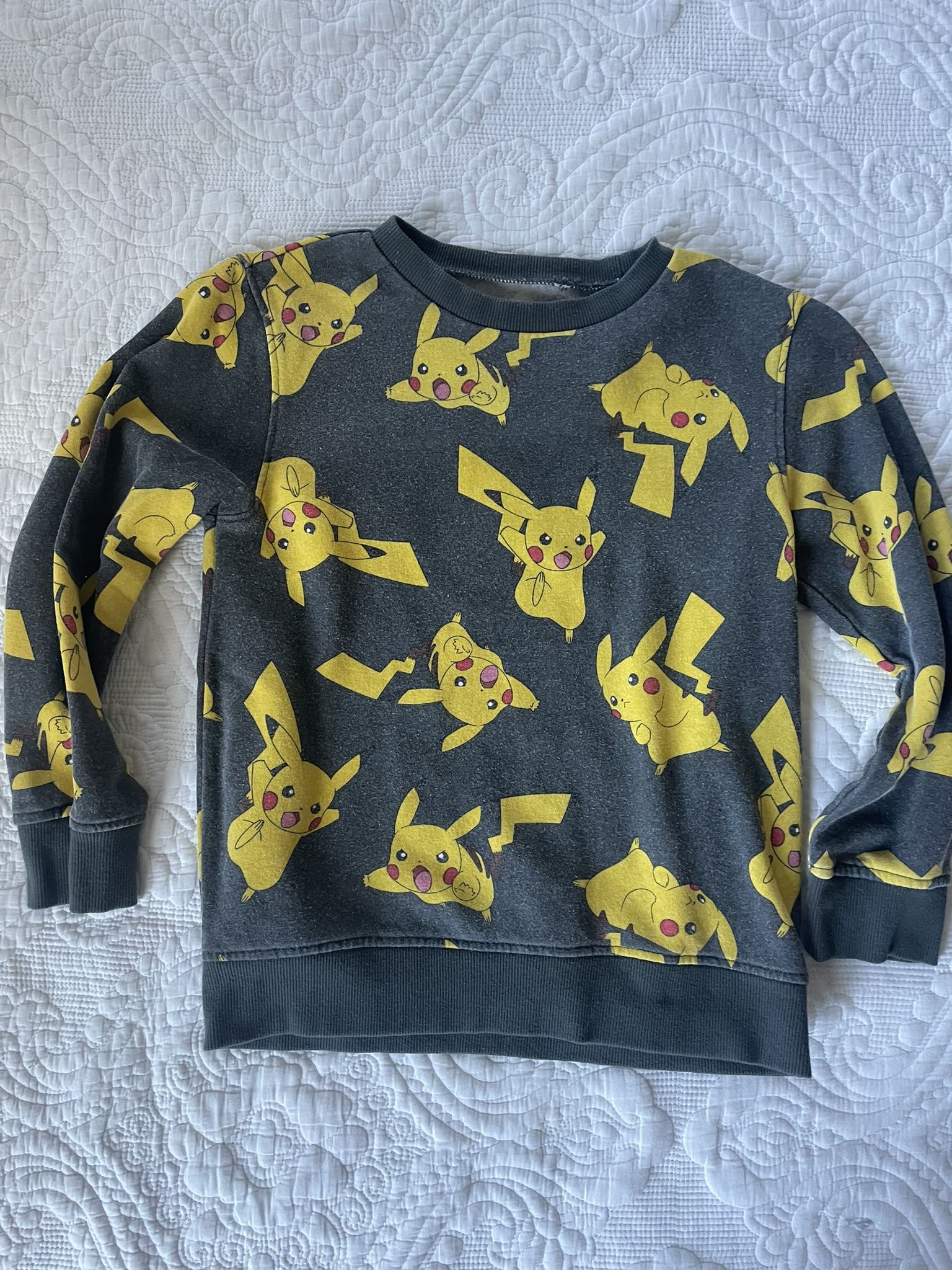 Kids Unisex Pokemon Pikachu Sweater Size S