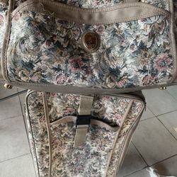 1 Travel Bag And 1 Suitcase 