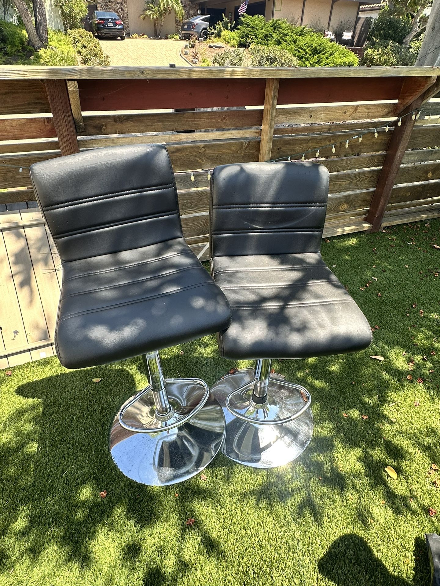 Set Of Spinning Adjustable Chairs And Seats