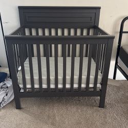 Baby Crib 