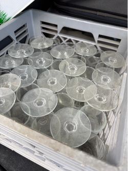 Wine glasses wholesale