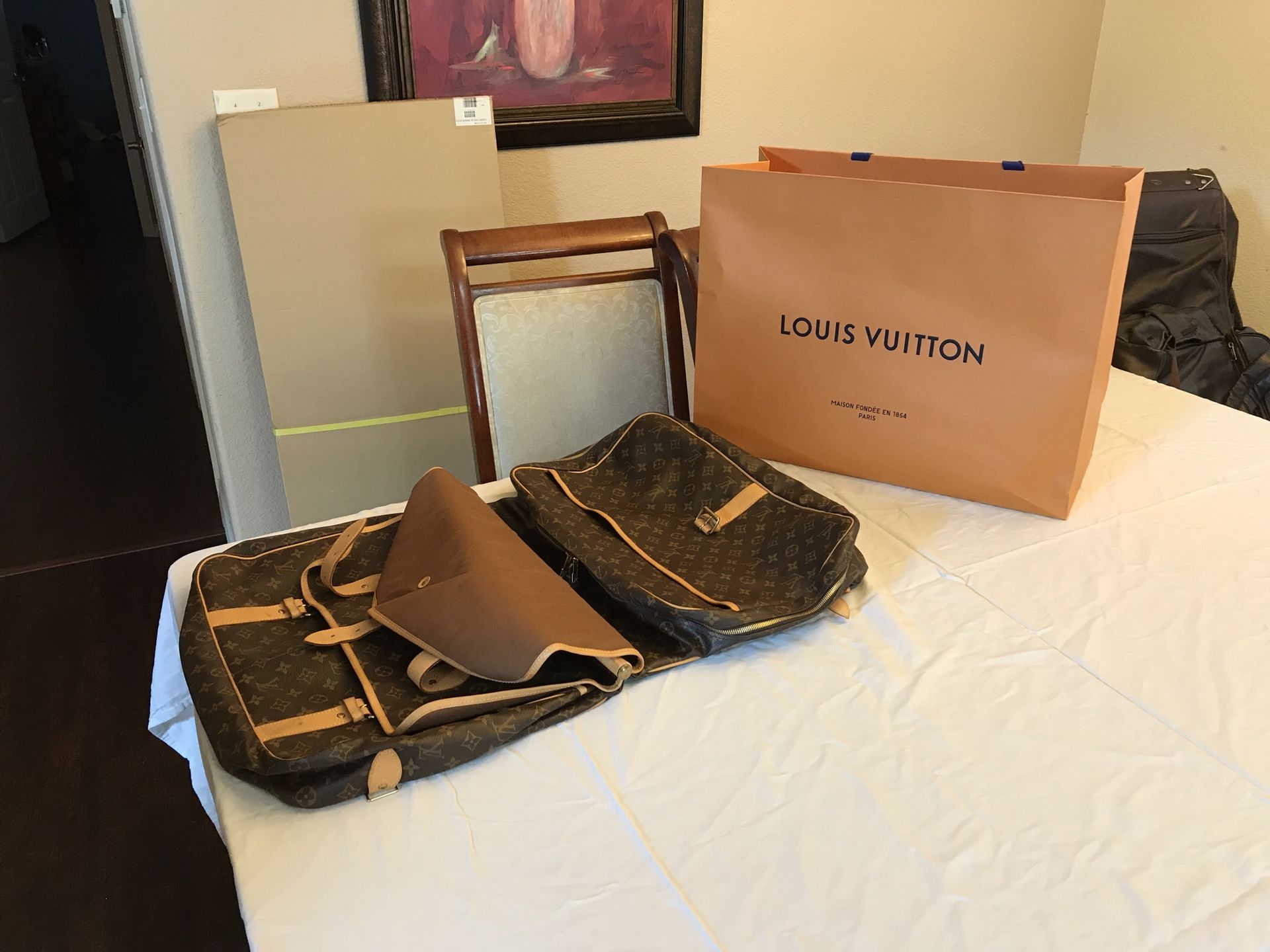 Louis Vuitton authentic hunting bag