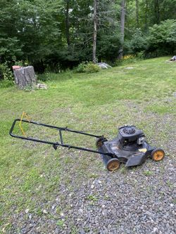 Poulan Lawnmower —price Reduction !!🤗