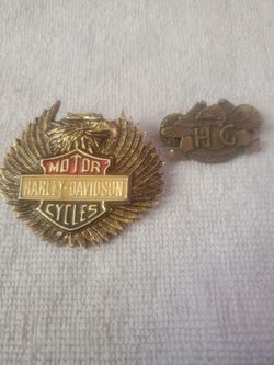 Vintage Harley Davidson pins 1981&1983