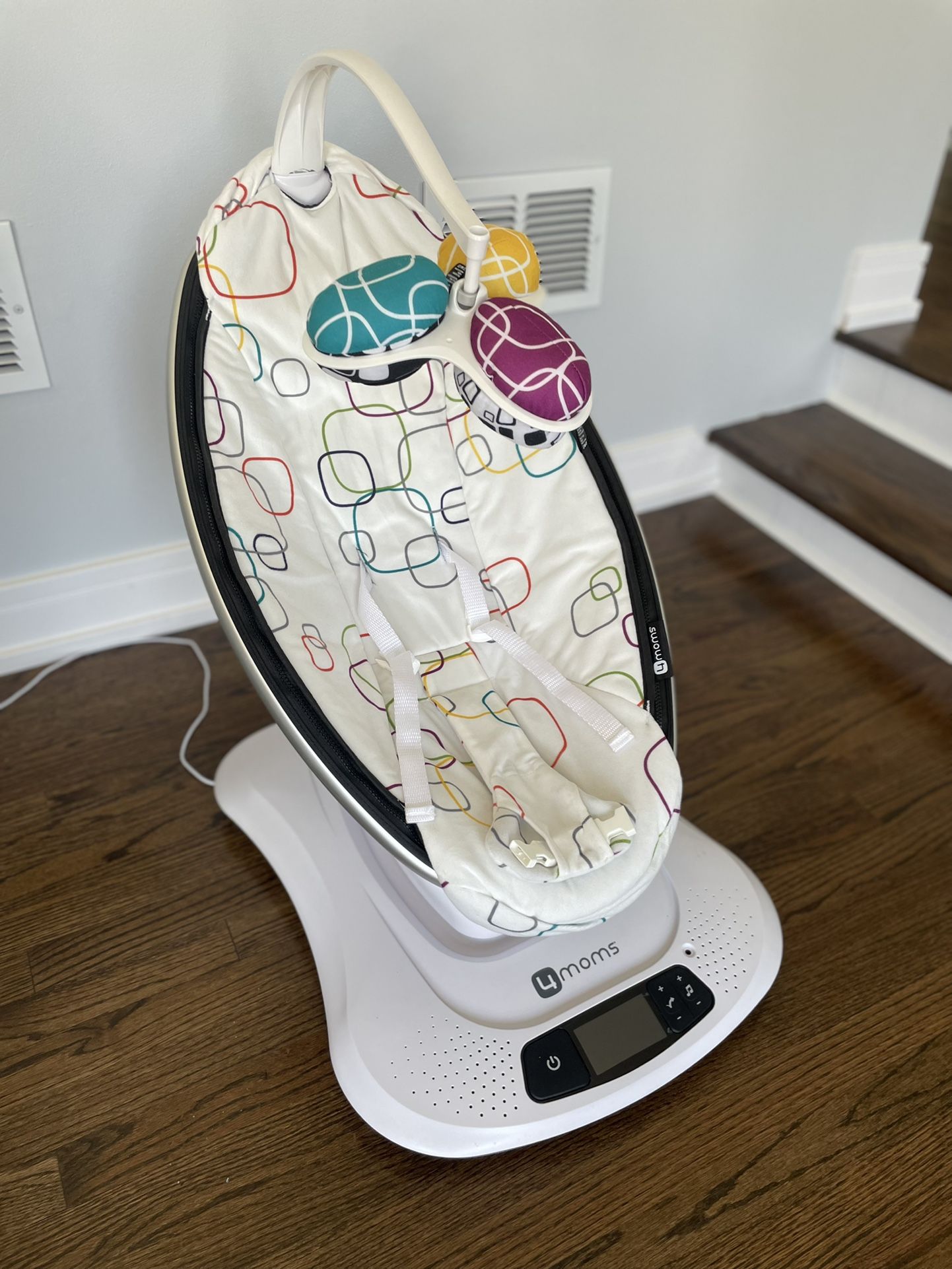 MamaRoo Multi-Motion Baby Swing