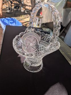Decorative Cut-Glass Style Basket with Handle – 8" – Crystal Look