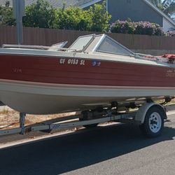 16 Ft Fishing Boat W Ez Loader Trailer And Outboard Mercury 80 HP